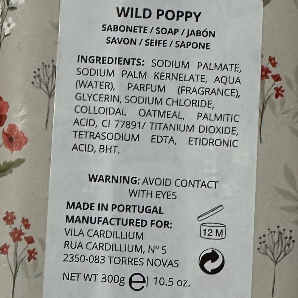 Vila Cardillium Wild Poppy Scented Soap with Oatmeal Exfoliant 1 Bar